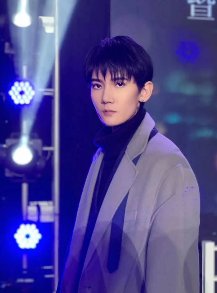 2021年国产大陆电视剧《时光和你都很甜》全12集